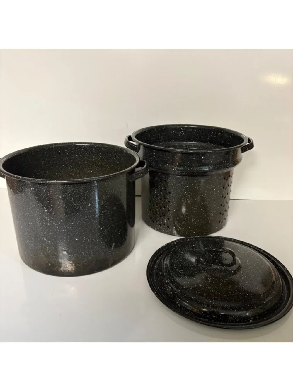 Black Speckle Enamel Ware Graniteware 9” Stock Pot Strainer with Lid Cookware